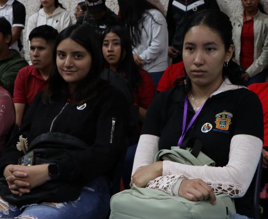 Más de 2,700 jóvenes conocieron la oferta académica en la XXIV Feria Una Mirada al CUSur