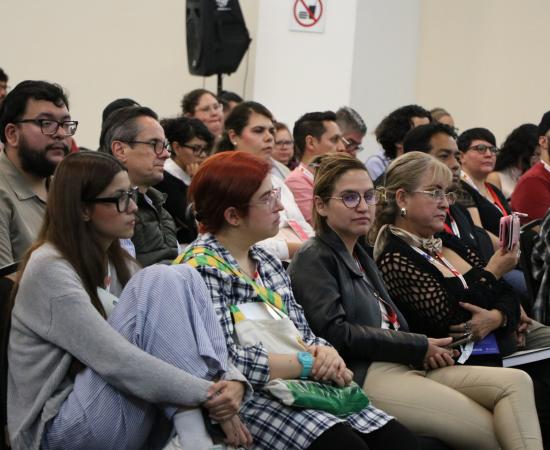 CUSur y CUChapala presentaron en la FIL 2025 el libro Contar con el lenguaje, una obra colectiva en honor a Cristina Rivera Garza