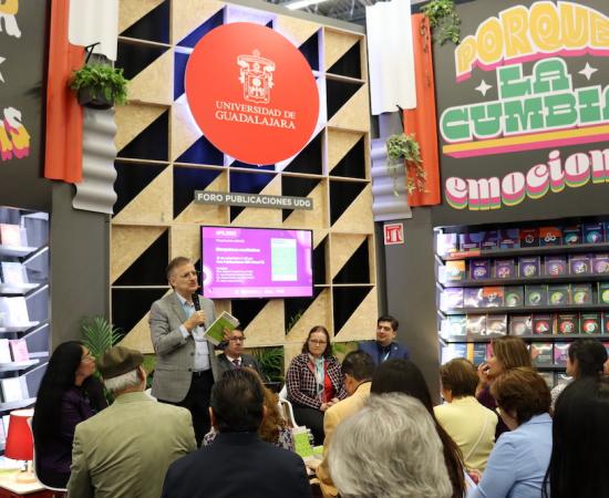 Presentación libro Disrupciones académicas FIL