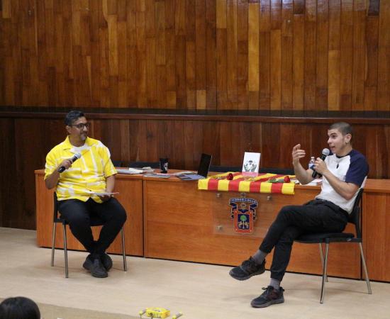 Presentación del libro Dos flores son más fuertes si juntas pasan sed