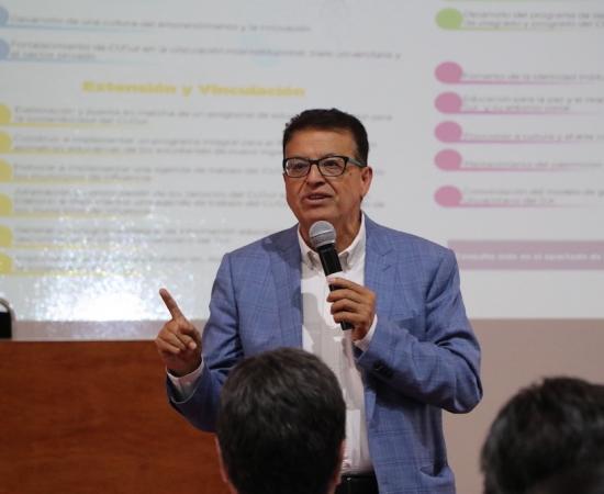 Rector del CUSur presenta Plan de Desarrollo Institucional