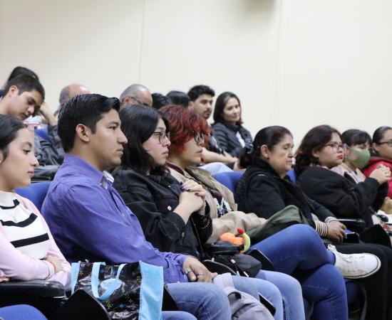 Mural y conversatorio de inicio de actividades del ciclo en letras hispánicas