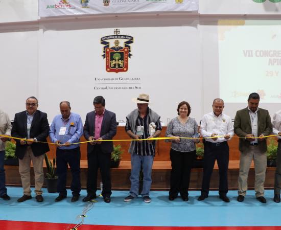 Inauguran VII Congreso Mexicano de Apicultores 2023 en el CUSur