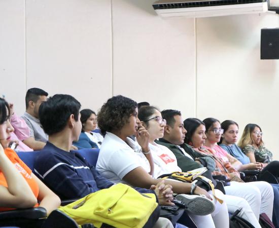 Charla sobre identidades trans