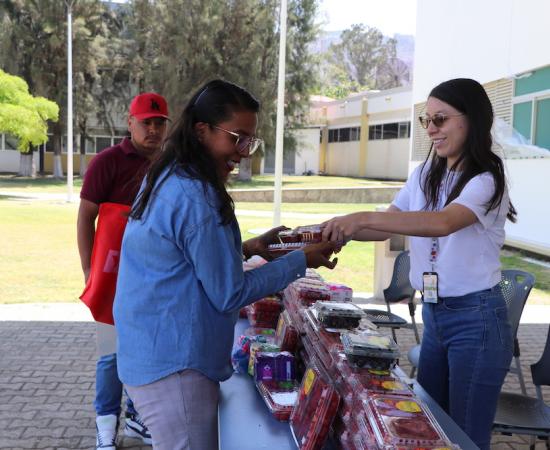 Campaña donación de insumos femeninos