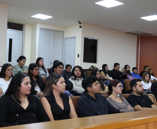 Primer simulacro de juicio mercantil oral en el CUSur