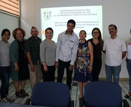 Defensa tesis alumno con capacidades distintas