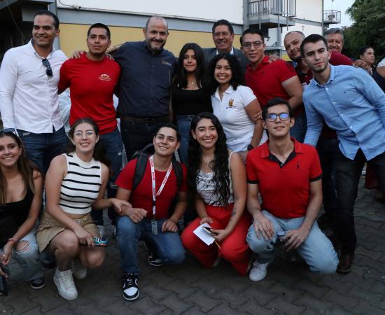 El Rector Salazar Estrada destacó logros en Docencia e Investigación en su Segundo Informe de Actividades	