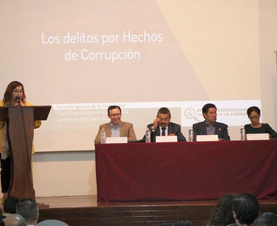 Charla fiscal anticorrupción