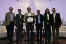 Pablo Salazar recibe el XXIII Premio Nacional de Cuento Juan José Arreola