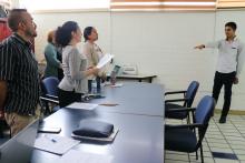 Defensa tesis alumno con capacidades distintas