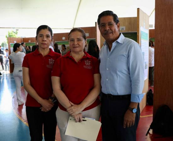 Destacada Participación Estudiantil en Foro de Investigación en el CUSuR