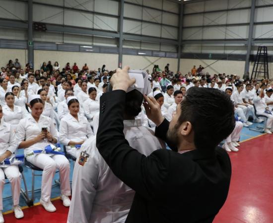 Se realizó ceremonia de Imposición de Cofias y Listones en el CUSur