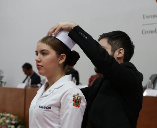 Se realizó ceremonia de Imposición de Cofias y Listones en el CUSur