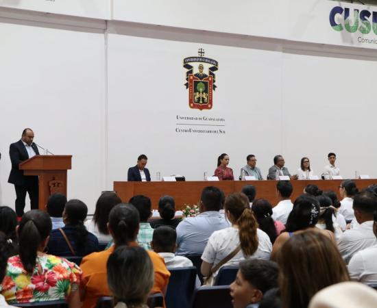 Se realizó ceremonia de Imposición de Cofias y Listones en el CUSur