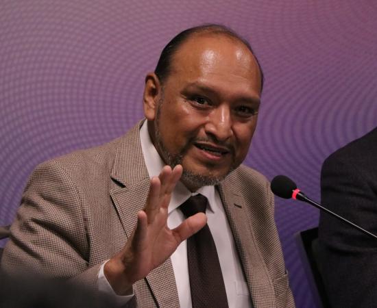 Presentan 'El Libro Blanco de los Derechos Humanos' en la FIL Guadalajara 2025