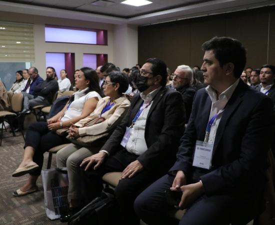 Presentan 'El Libro Blanco de los Derechos Humanos' en la FIL Guadalajara 2025