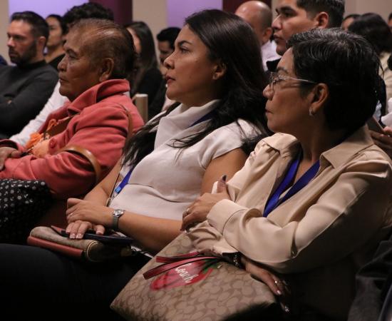 Presentan 'El Libro Blanco de los Derechos Humanos' en la FIL Guadalajara 2025