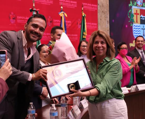 Académicas del CUSur reciben la Presea María Elena Larios González 2025