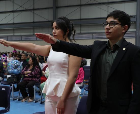 En el CUSur, 88 egresadas y egresados de nueve programas reciben su acta de titulación