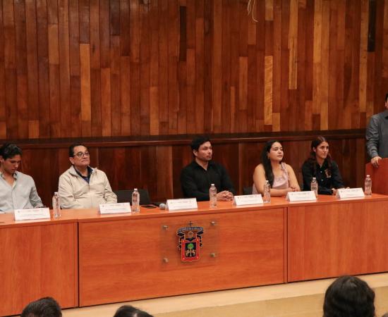 Conversatorio sobre la reforma judicial marca el inicio del ciclo escolar 2025-B en el CUSur
