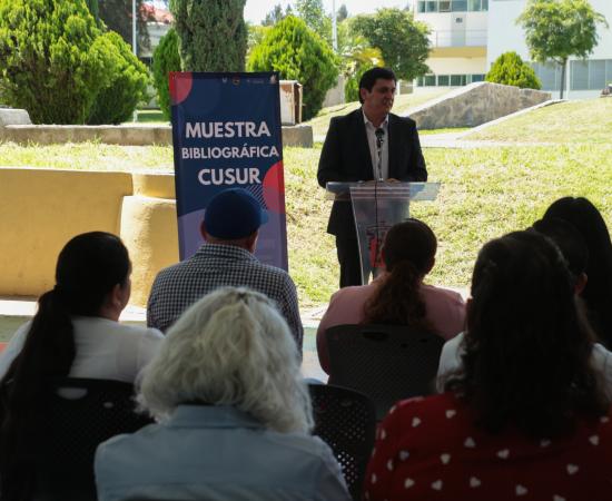 El CUSur reafirma su compromiso académico con la Muestra Bibliográfica 2025