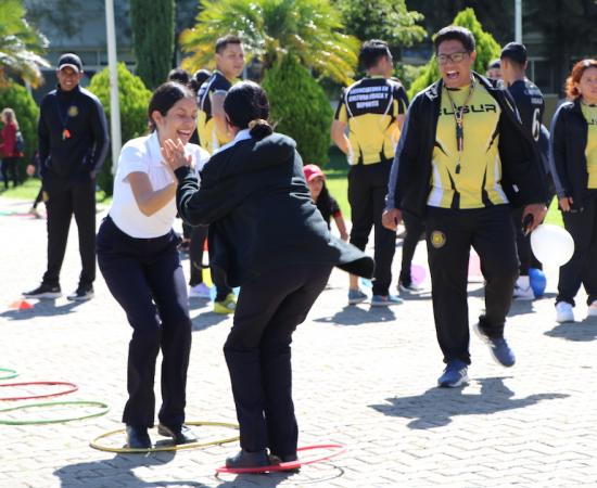 Primera feria de juegos tradicionales