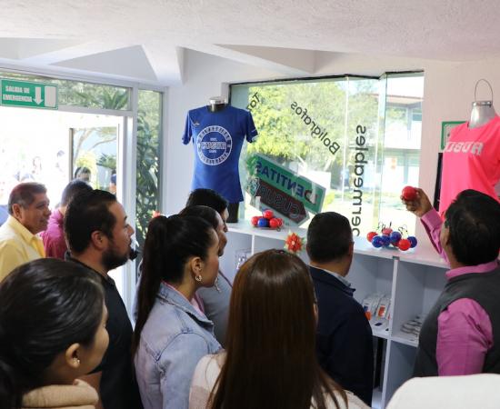 Tienda-librería IDENTITAS CUSUR