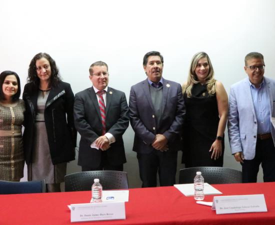 Toma de protesta representante de oficina DDU en el CUSur
