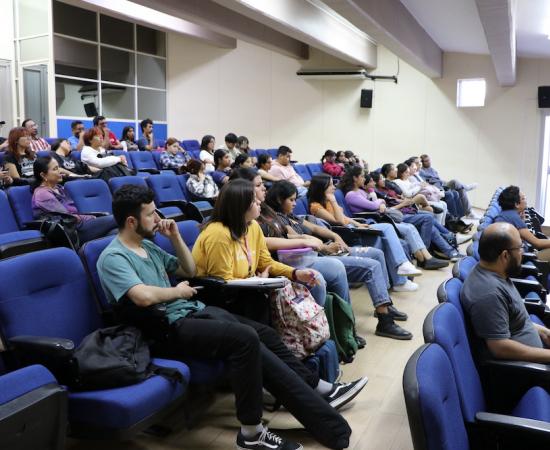 Charla De la idea a la pantalla