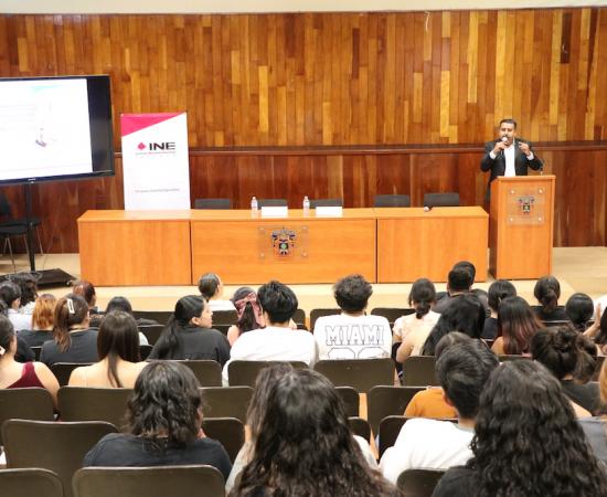Conferencia proceso electoral y la importancia del voto en las elecciones de 2024