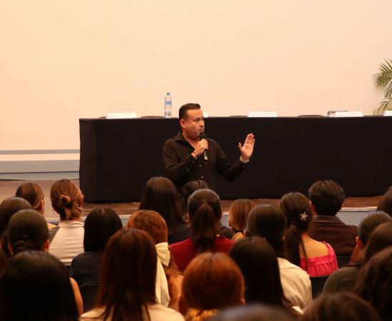 Se inauguran las II Jornadas de Actualización en Odontología en Casa del Arte de CUSur