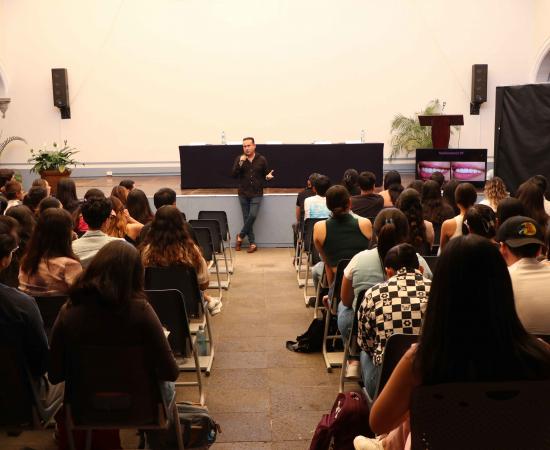 Se inauguran las II Jornadas de Actualización en Odontología en Casa del Arte de CUSur