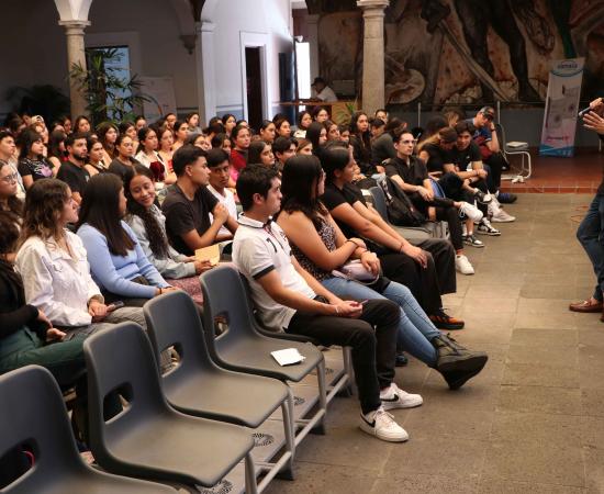 Se inauguran las II Jornadas de Actualización en Odontología en Casa del Arte de CUSur