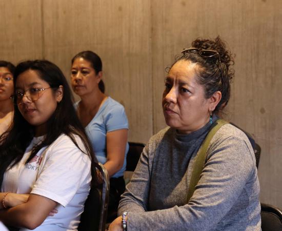 Café Filosófico en Casa del Arte del CUSur explora las dinámicas de las relaciones amorosas en pareja