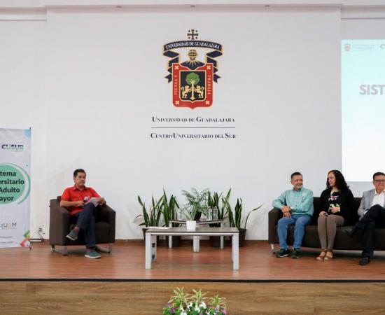 Exitoso cierre del ciclo 2024-A del SUAM con participación activa de adultos mayores