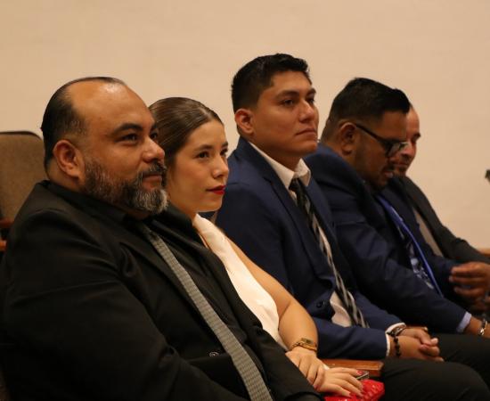 Egresan del CUSur los primeros estudiantes de la Maestría en DHEI