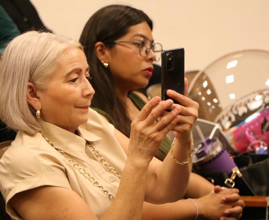 Egresan del CUSur los primeros estudiantes de la Maestría en DHEI