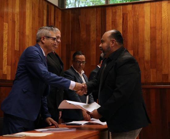 Egresan del CUSur los primeros estudiantes de la Maestría en DHEI