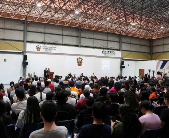 CUSur realiza foro “Diálogo con Universitarios” y reúne a candidatos a diputados locales y federales del Distrito XIX