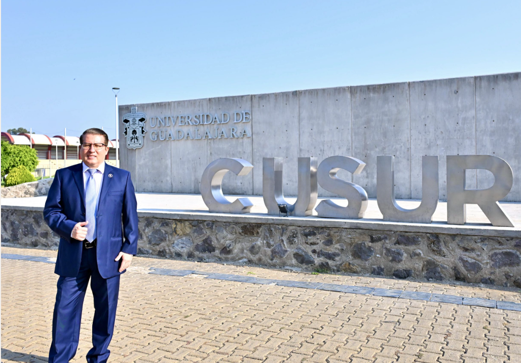 foto udg, rector CUSur