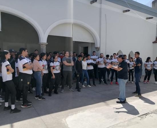 Alumnos del CUSur se certifican en psicología del deporte